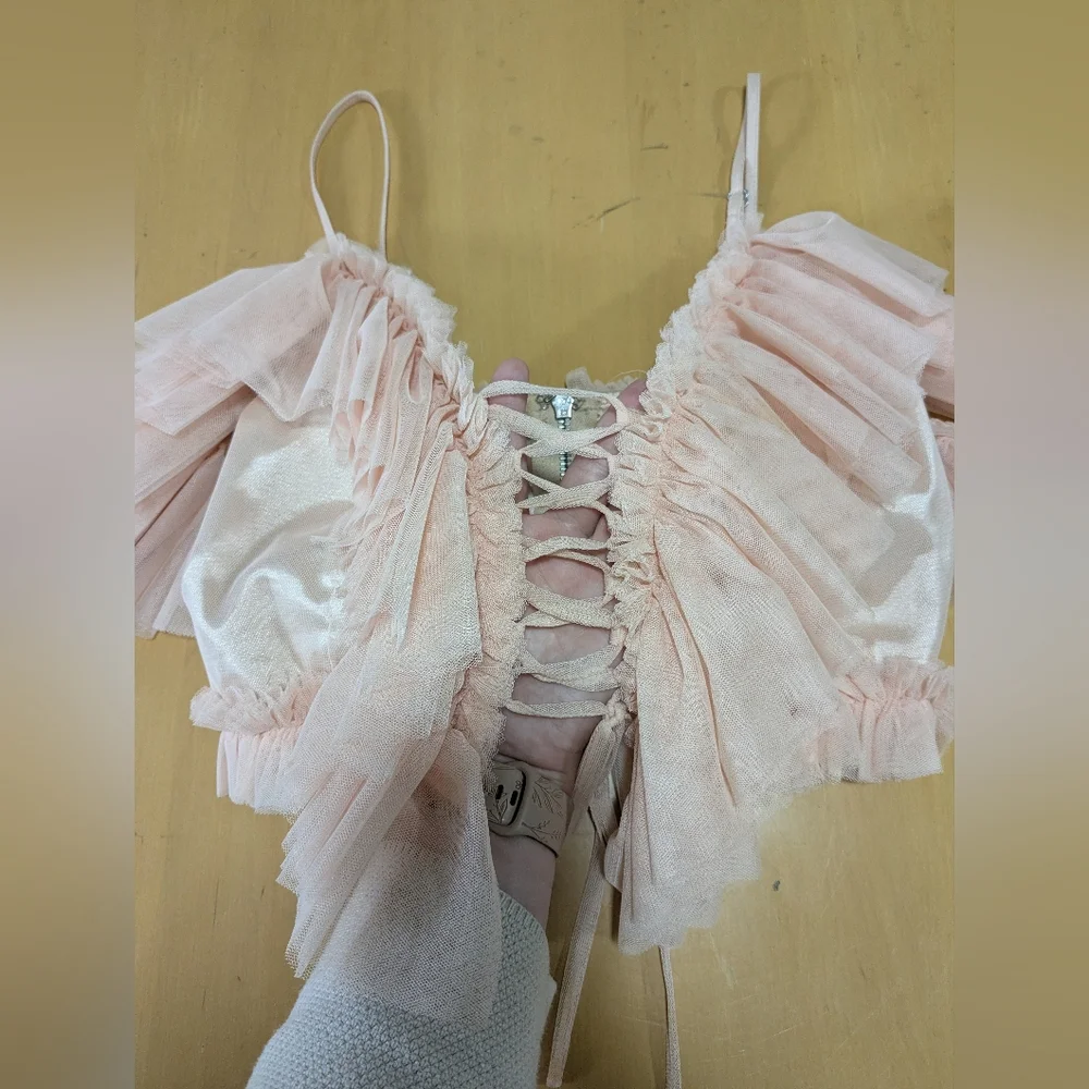 ruffle lace up top - Picture 6 of 8